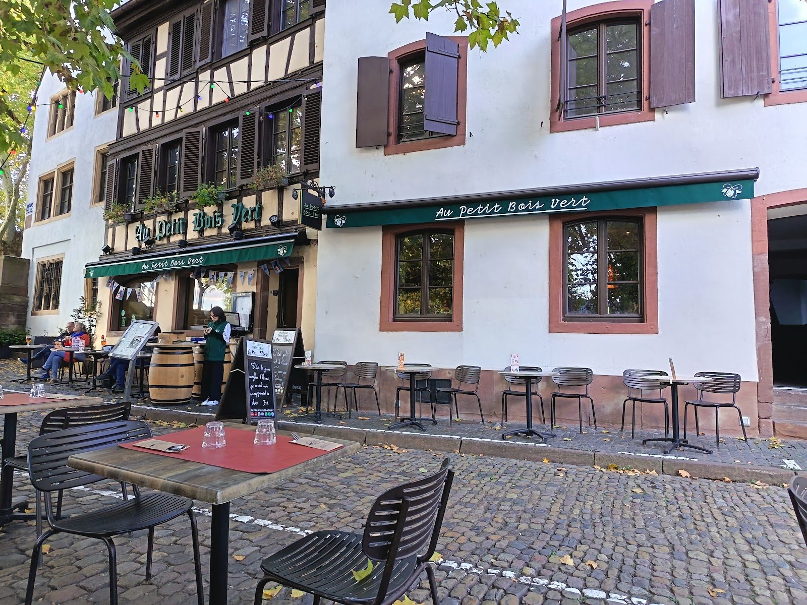 Au Petit Bois Vert, restaurant à Strasbourg